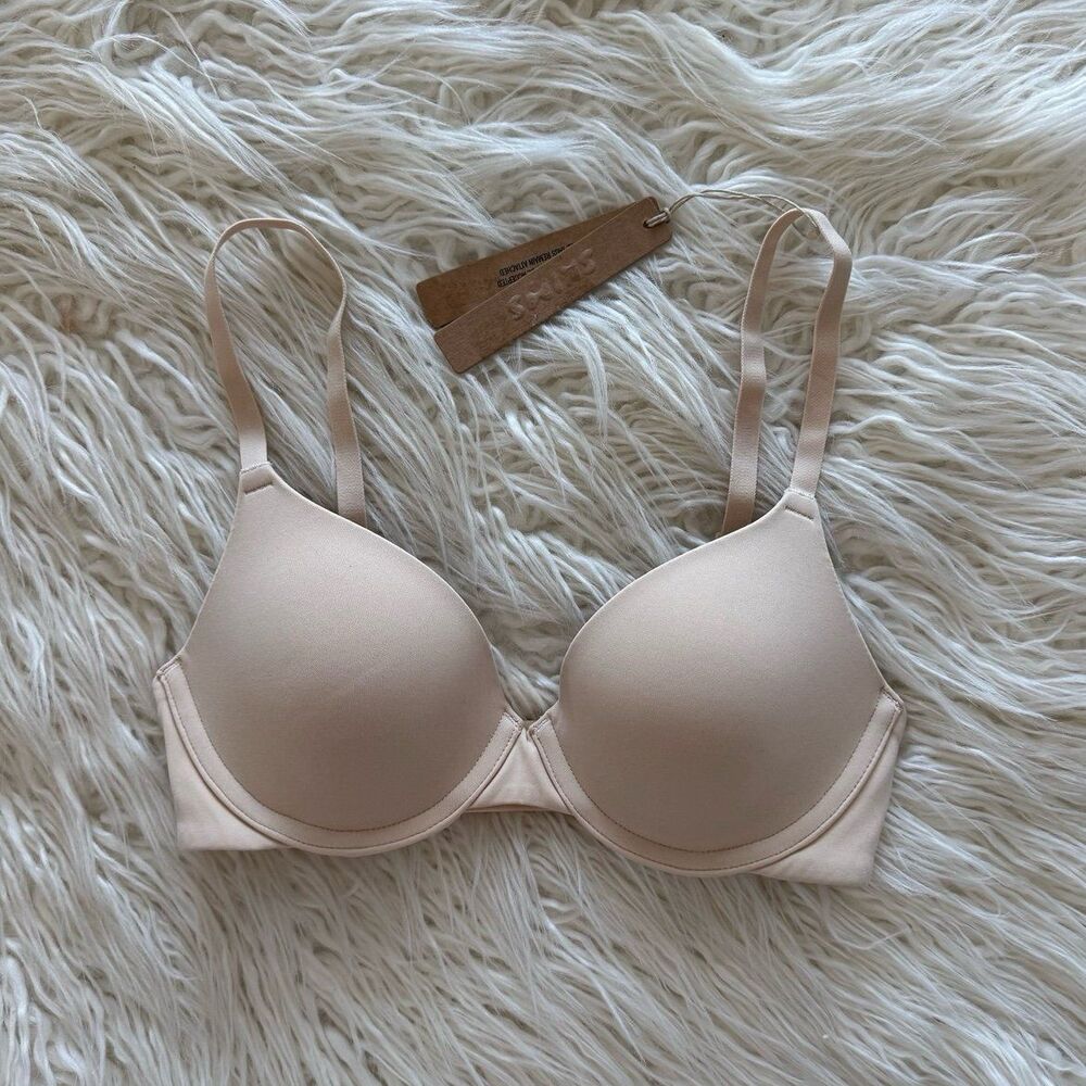 Skims Fits Everybody T-shirt Bra Sand Size 30B
